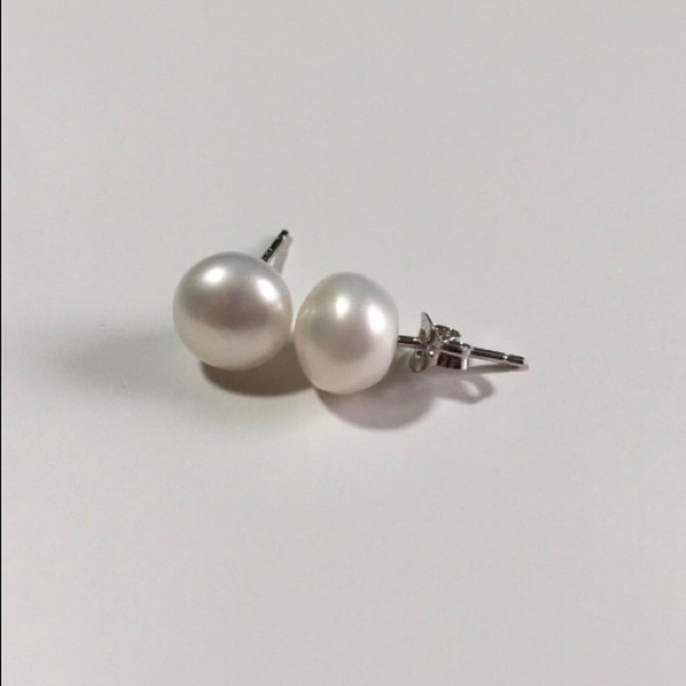 Sterling Silver Earrings - Picture 2 of 4